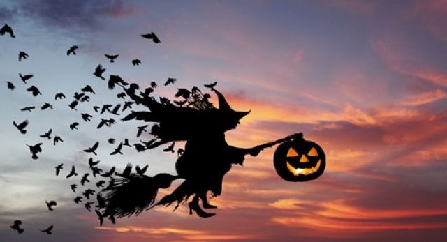 Η ιπτάμενη μάγισσα του Halloween