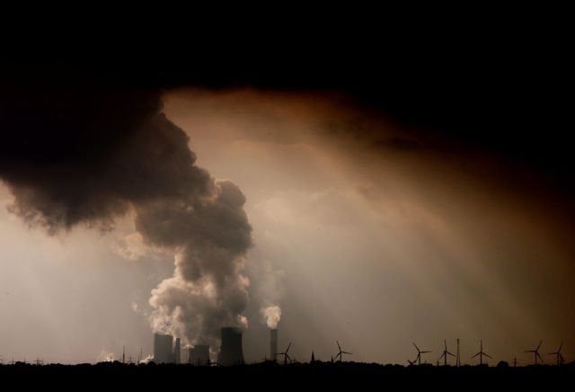 Κλιματική αλλαγή: Νέο ιστορικό ρεκόρ στα επίπεδα ατμοσφαιρικού CO2