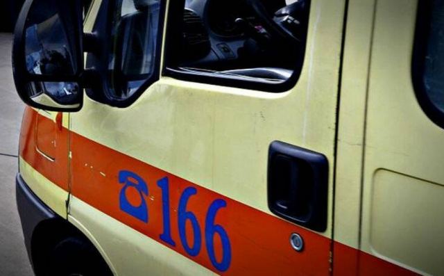 Αυτοκίνητο συγκρούστηκε με φορτηγό σε παράδρομο της Εγνατίας Οδού – Νεκρός ένας 40χρονος