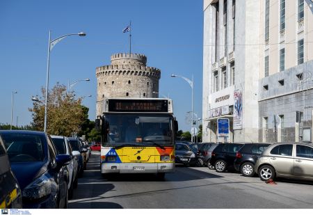 Η οπαδική βία συνεχίζεται στη Θεσσαλονίκη: Άγριος ξυλοδαρμός φοιτητών σε λεωφορείο