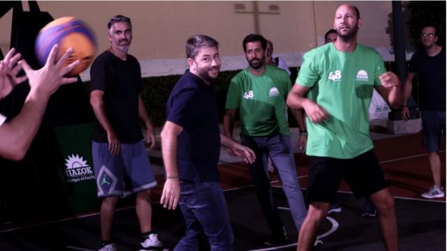 Νίκος Ανδρουλάκης: Ρήξη χιαστού από τον τραυματισμό του παίζοντας μπάσκετ στο Ζάππειο