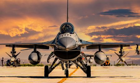 Τα ελληνικά F-16 μετατρέπονται σε «Οχιές» κι αλλάζουν τις ισορροπίες στο Αιγαίο