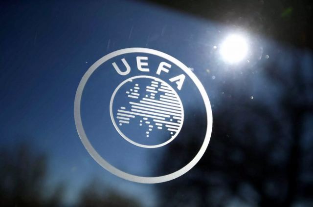 Η UEFA σκέφτεται επανεκκίνηση των διοργανώσεων χωρίς VAR λόγω κορονοϊού