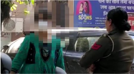Ινδία: Μητέρα και γιος κλειδώθηκαν... τρία χρόνια στο σπίτι, για να μην κολλήσουν κορωνοϊό! (βίντεο)