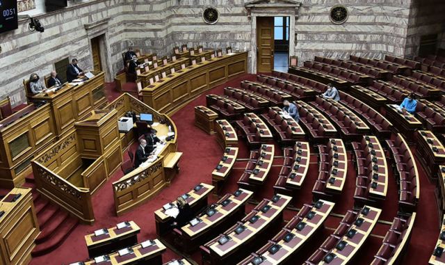 Ομόφυλα ζευγάρια: Σήμερα κατατίθεται στη Βουλή το νομοσχέδιο, στις 14 και 15 η συζήτηση και ψήφιση