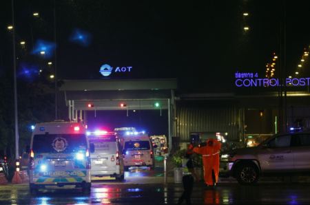 Singapore Airlines: Τουλάχιστον 20 επιβάτες της πτήσης τρόμου στην εντατική με τραύματα στη σπονδυλική στήλη