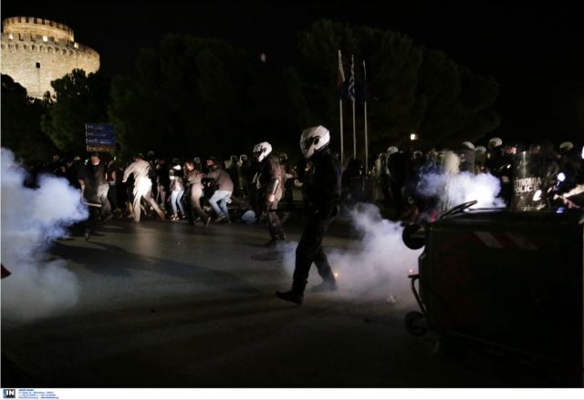 Θεσσαλονίκη: Επεισόδια με χημικά σε συγκέντρωση κατά του lockdown