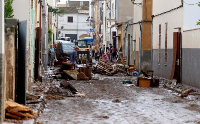 Τουλάχιστον 10 νεκροί και ένα παιδί αγνοούμενο από τις καταστροφικές πλημμύρες στη Μαγιόρκα – video