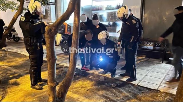 Θεσσαλονίκη: Πυροβολισμοί σε εστατόριο - Έψαχνε τους διανομείς... για ένα &quot;Γ&quot; στο κουδούνι του