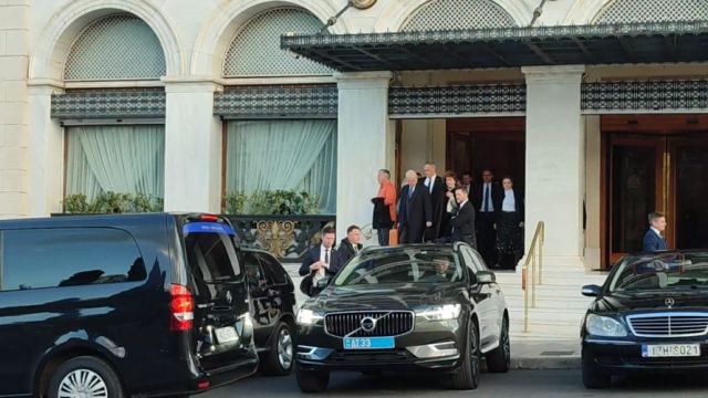 Κηδεία τέως Βασιλιά Κωνσταντίνου: Φεύγουν και οι τελευταίοι «γαλαζοαίματοι»