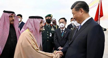Κίνα: Ανακοινώνει συμφωνίες άνω των €27,8 δισ. με τη Σαουδική Αραβία, με τις ΗΠΑ να δυσφορούν