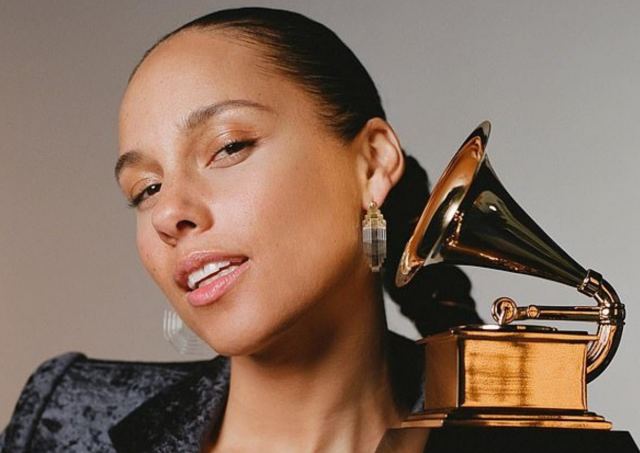 Alicia Keys: Αυτή θα είναι η φετινή παρουσιάστρια των βραβείων Grammy!