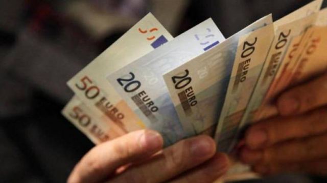 Αναδρομικά: Ποιοι και πότε θα «μοιραστούν» 1,55 δισ. ευρώ