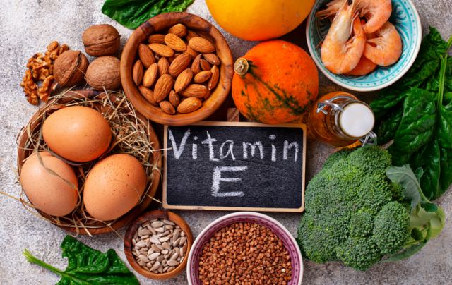 6 τροφές πλούσιες σε βιταμίνη Ε για υγιές δέρμα, μαλλιά και μακροζωία