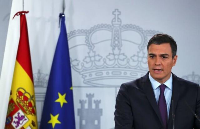 Ισπανία: Συμμαχία Δεξιάς – Ακροδεξιάς κατά Σάντσεθ για “εσχάτη προδοσία” λόγω Καταλονίας
