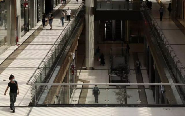 Μέτρα: Ανοίγουν αύριο mall, κέντρα αισθητικής και Μ. Δευτέρα αγορές με click inside στην Θεσσαλονίκη