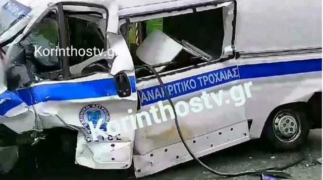 Τρίπολη: Σφοδρή σύγκρουση αυτοκινήτου με βανάκι της Αστυνομίας – Νεκρός ο οδηγός του ΙΧ