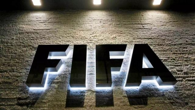 FIFA: “Πρώτα η ολοκλήρωση των πρωταθλημάτων και μετά οι διοργανώσεις της UEFA”