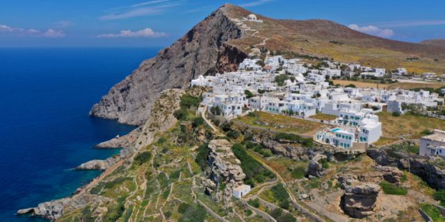 CNΝ: Γιατί η Ελλάδα είναι ο καλύτερος ευρωπαϊκός προορισμός για διακοπές φέτος