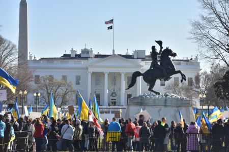 Συναγερμός στις ΗΠΑ για «ρωσική απειλή κατά της εθνικής ασφάλειας» – Ενημερώνεται το Κογκρέσο