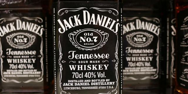 Στον «πάγο» το Jack Daniels! Θύμα του εμπορικού πολέμου που κήρυξε ο Τραμπ στην ΕΕ!