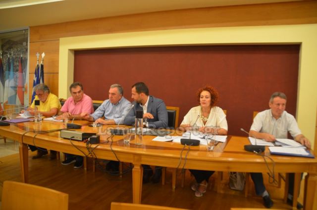 Εξουσιοδότηση υπογραφής στους Προέδρους Κοινοτήτων Δήμου Λαμιέων