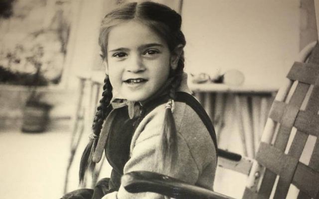 Ποια Ελληνίδα ηθοποιός είναι το κοριτσάκι της φωτογραφίας