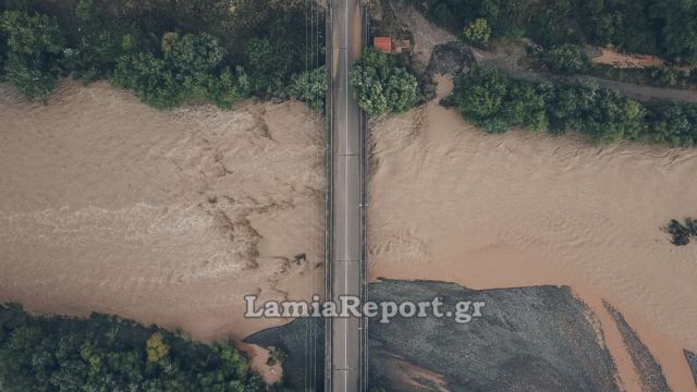 Ο πλημμυρισμένος Σπερχειός από ψηλά - Βίντεο και Φώτο από drone