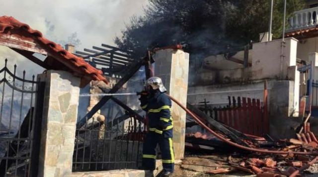 Τραγωδία: Νεκρός ηλικιωμένος από φωτιά στο σπίτι του