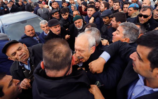 Τουρκία: Σύλληψη εννέα υπόπτων για την επίθεση εναντίον του Κιλιτσντάρογλου