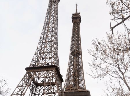 Το Παρίσι απέκτησε και δεύτερο Πύργο του Άιφελ