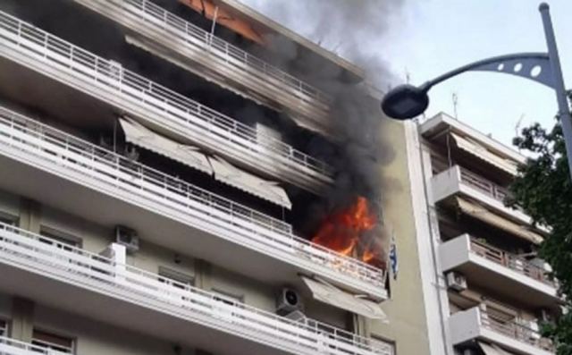 Σοκ στη Θεσσαλονίκη: 45χρονος έκαψε τον κατάκοιτο πατέρα του – Τον περιέλουσε με υγρό
