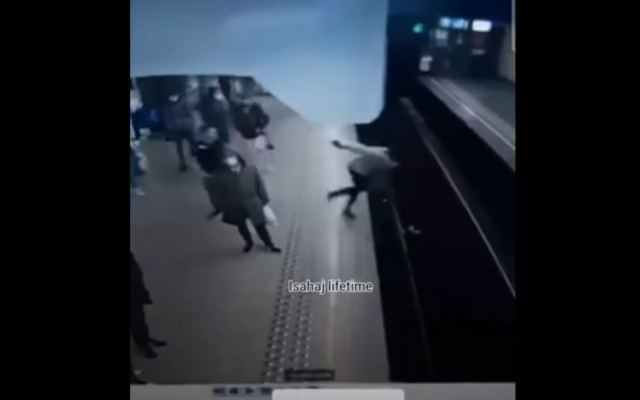 Βρυξέλλες: Κρατείται 23χρονος Γάλλος γιατί έσπρωξε μια γυναίκα στις ράγες του μετρό