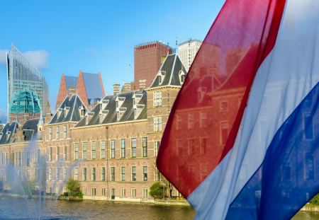 Ολλανδία: Πρώην επικεφαλής των μυστικών υπηρεσιών ο νέος πρωθυπουργός