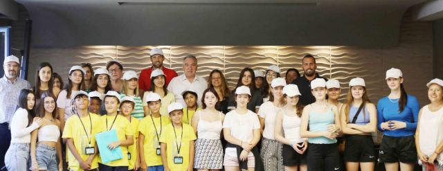 Μαθητές και εκπαιδευτικοί του προγράμματος Erasmus επισκέφθηκαν το Δήμαρχο Λαμιέων (ΦΩΤΟ)
