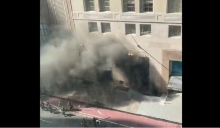 ΗΠΑ: Φωτιά στο υπόγειο του εμβληματικού καταστήματος Tiffany στη Νέα Υόρκη
