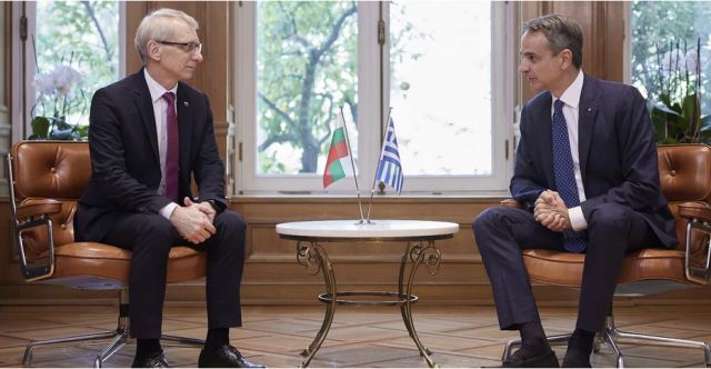 Μητσοτάκης σε Βούλγαρο πρωθυπουργό για φωτιές: Εχουμε δύσκολο καλοκαίρι μπροστά μας, θα κάνουμε ό,τι καλύτερο μπορούμε