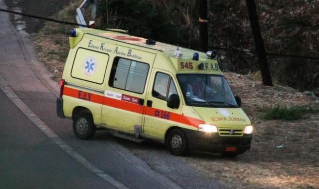 Αυτοκίνητο έπεσε σε ρέμα - Τραυματίστηκε 43χρονος
