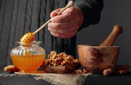 Μέλι: «Θαυματουργό» και για τη μείωση της χοληστερόλης