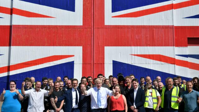 Βρετανία: Μπροστά οι Συντηρητικοί με 16 μονάδες σε νέο γκάλοπ