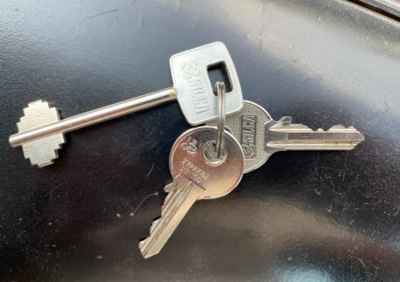 Βρέθηκαν κλειδιά μέσα σε αστικό λεωφορείο
