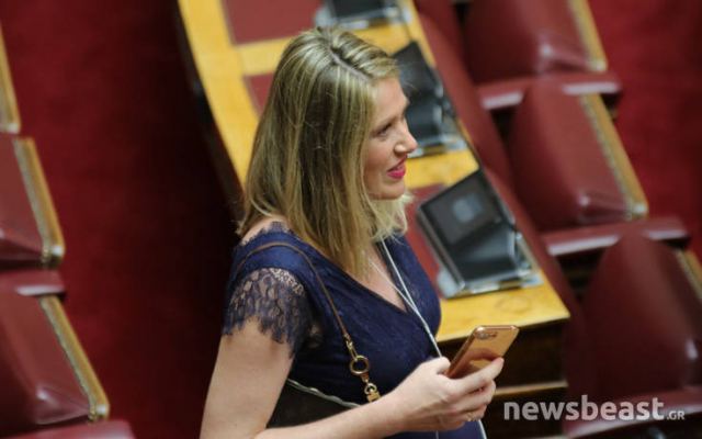 Η έγκυος βουλευτής που τράβηξε τα βλέμματα στην ορκωμοσία στη Βουλή
