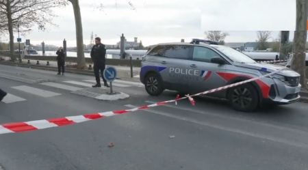 Σοκ στη Γαλλία: Άνδρας παραδόθηκε στις Αρχές και ομολόγησε ότι σκότωσε τις τρεις μικρές του κόρες