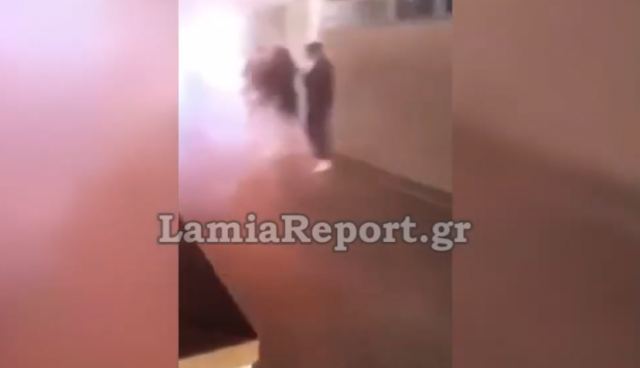 Λαμία: Έριξαν καπνογόνα σε Λύκειο - Μια μαθήτρια λιποθύμησε - ΒΙΝΤΕΟ