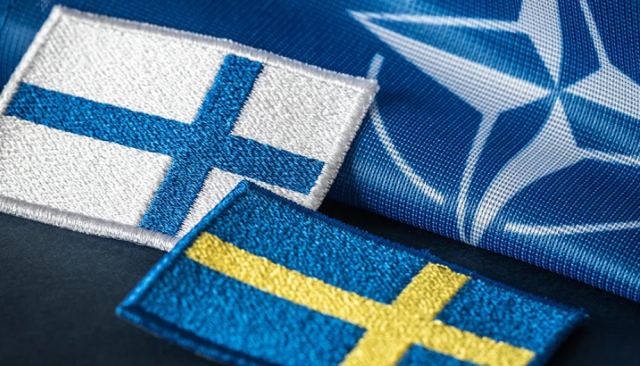 Φινλανδία και Σουηδία ζητούν να εγκριθούν γρήγορα οι αιτήσεις τους για ένταξη στο ΝΑΤΟ