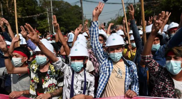 Μιανμάρ: Ο στρατός συνεχίζει την καταστολή για να δώσει τέλος στις διαμαρτυρίες για το πραξικόπημα