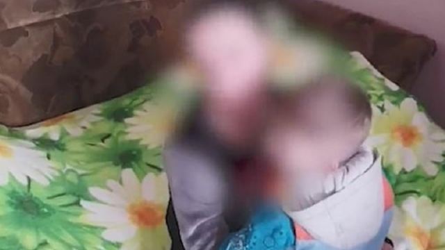 Φρίκη: Μητέρα βίασε τον 4χρονο γιο της και κατέγραψε το υλικό για να το πουλήσει σε παιδεραστές - ΦΩΤΟ