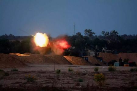 Μέση Ανατολή: Ασταμάτητο σφυροκόπημα στη Γάζα – Οι ΗΠΑ απειλούν να φρενάρουν τη στρατιωτική βοήθεια στο Ισραήλ