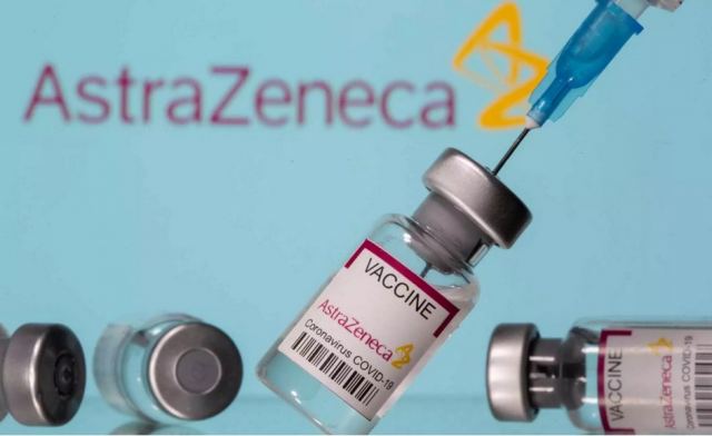 Εμβόλιο Astrazeneca: «Μπλόκο» στους κάτω των 30 στην Βρετανία;