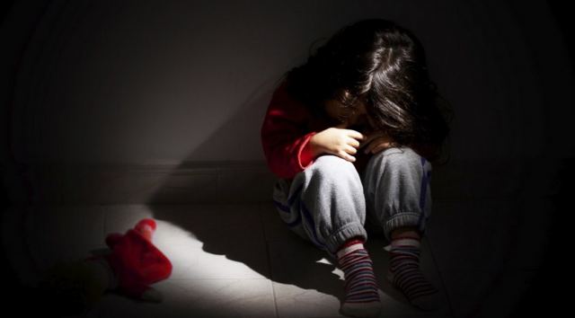Ο Εισαγγελέας Λαμίας ενημερώνει τους δασκάλους για τα κακοποιημένα παιδιά